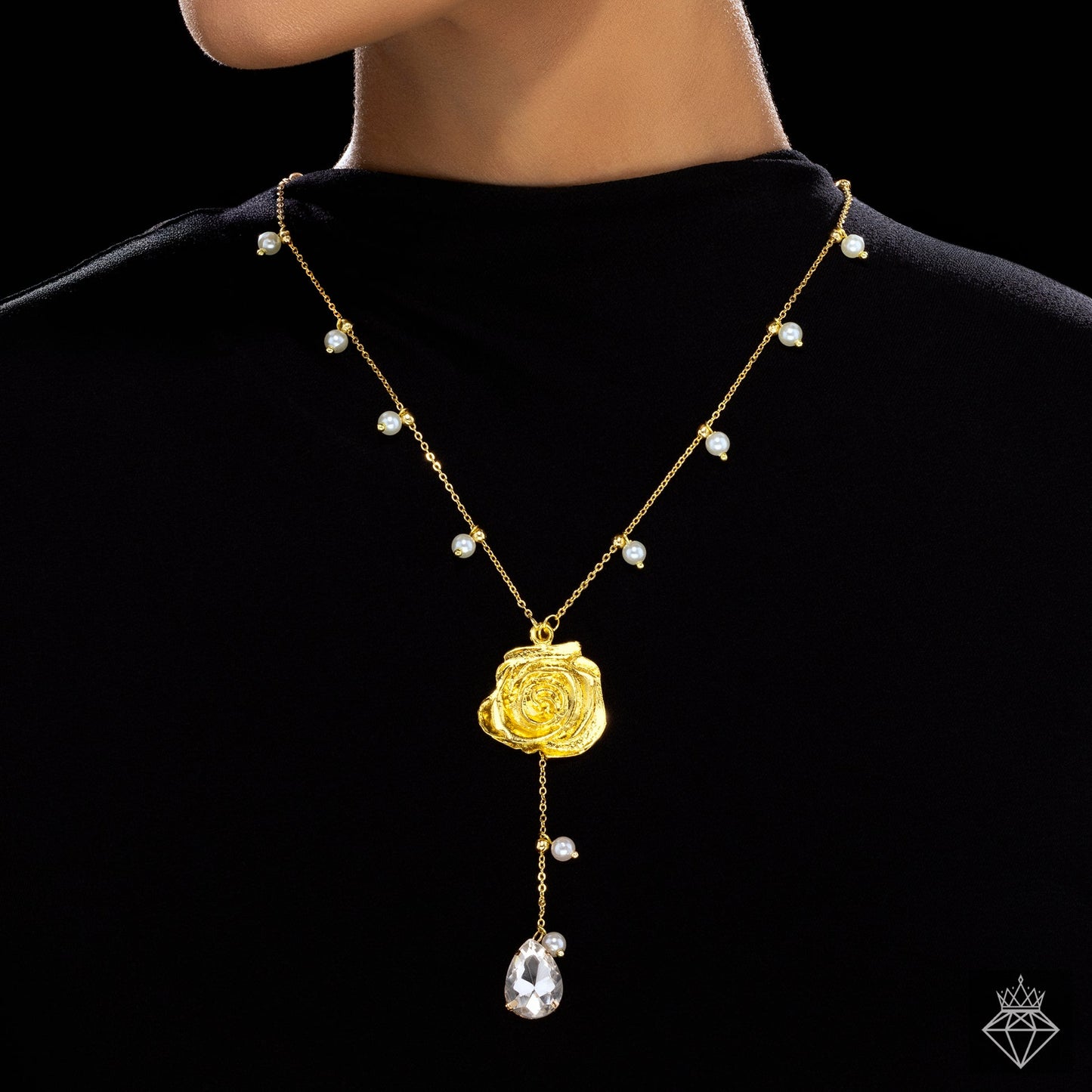 Anti-Tarnish Golden Rose Crystal Necklace✨