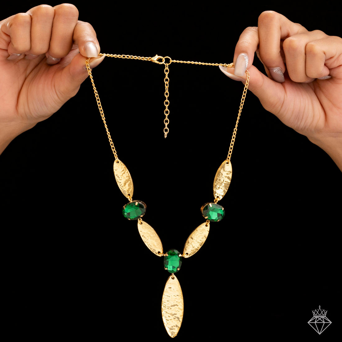 Anti-Tarnish Marquise Emerald Necklace Set With Earrings✨