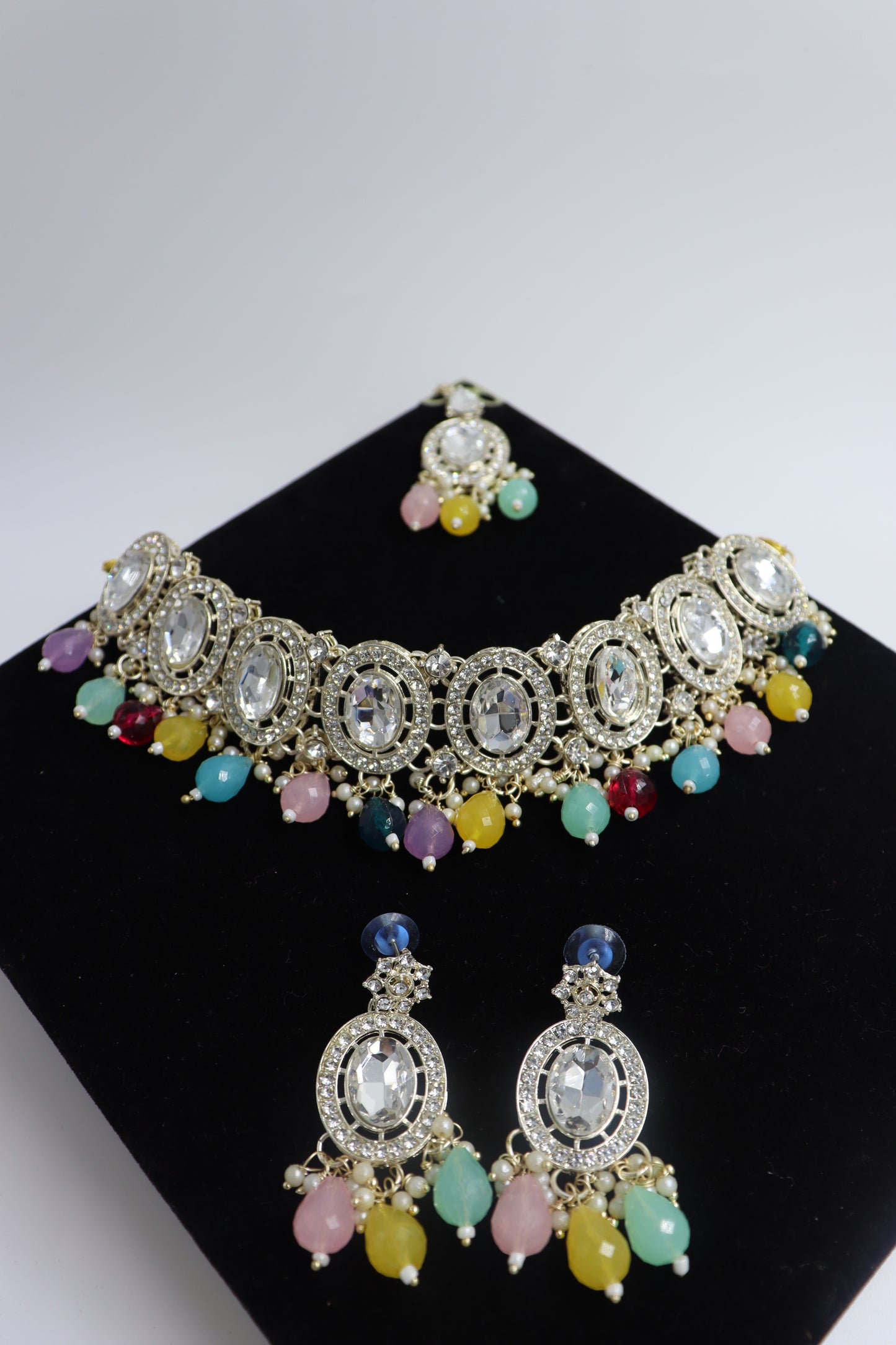 multicolor necklace set