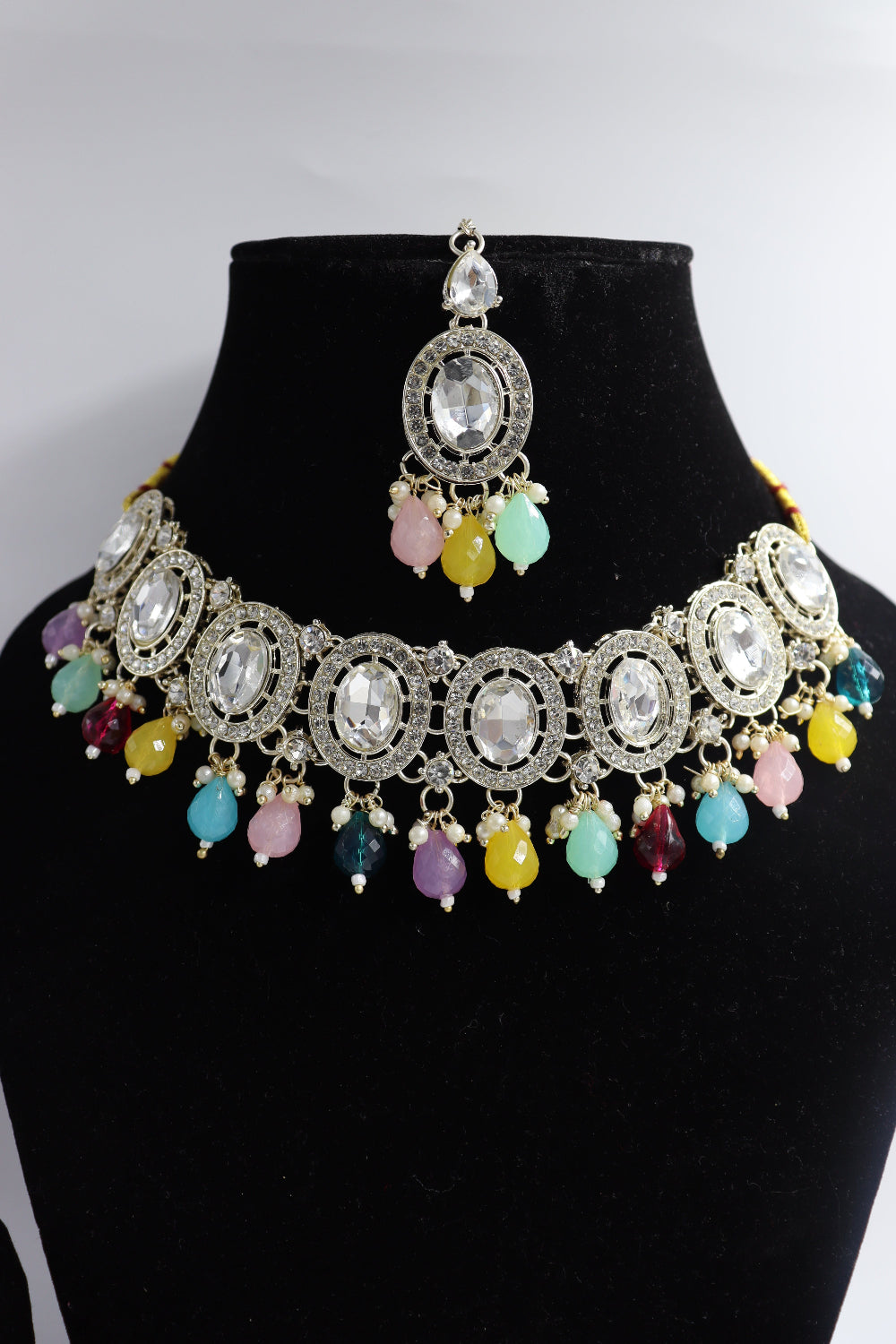 multicolor necklace set