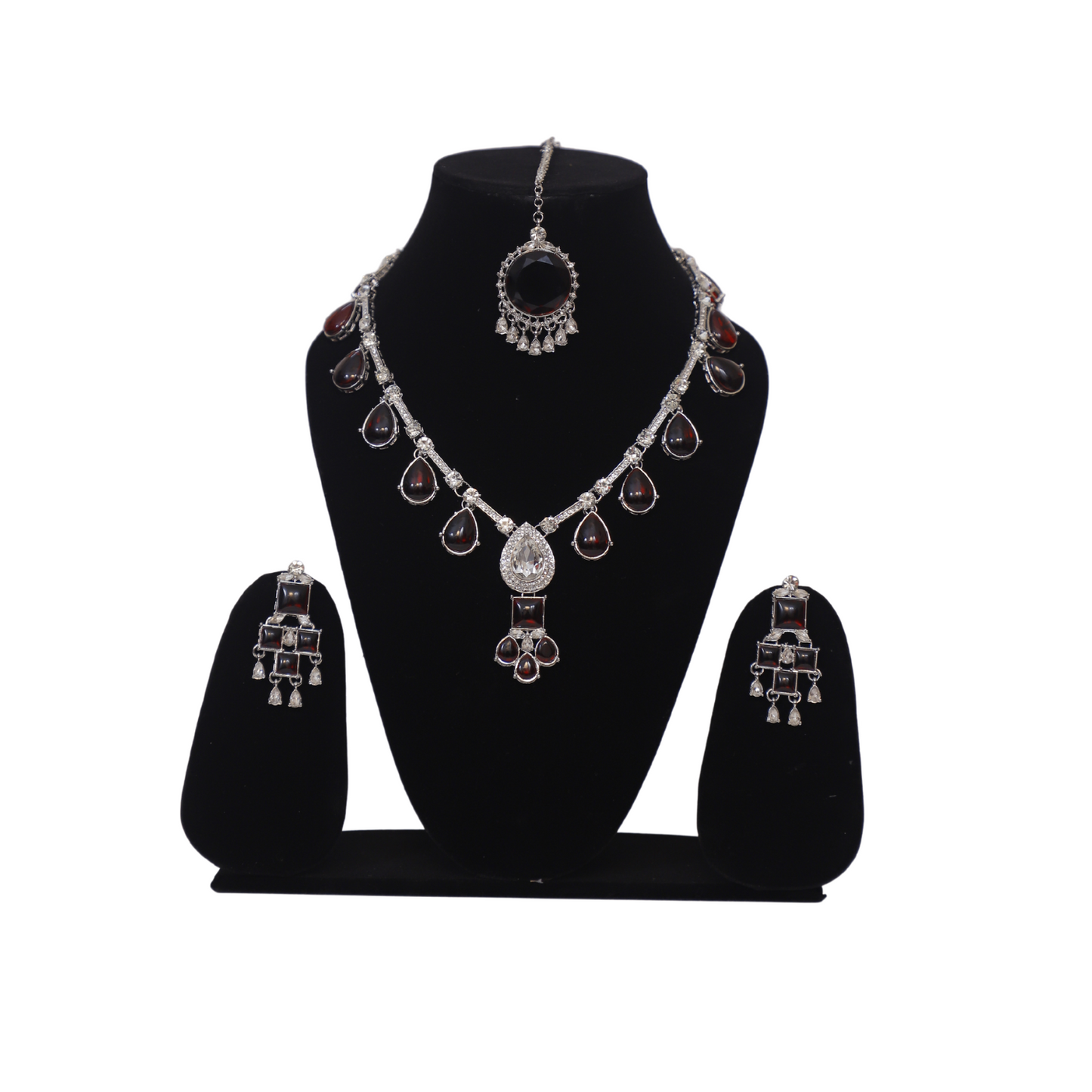 Stone studded necklace set