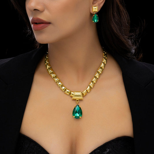 Anti-Tarnish Crystal Necklace Set With Earrings✨