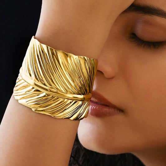 Anti-Tarnish Golden Leaf Bangle Bracelet (Adjustable Size) Gold Finish