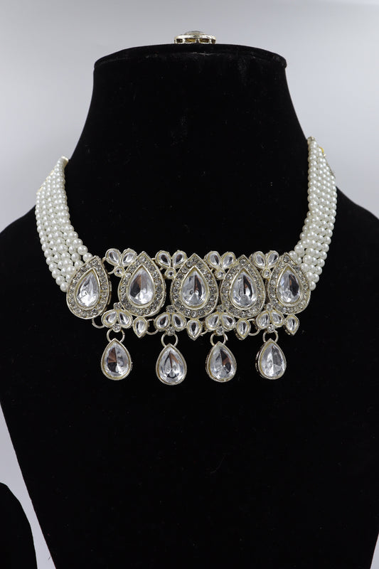 stone studded white pearl neck piece
