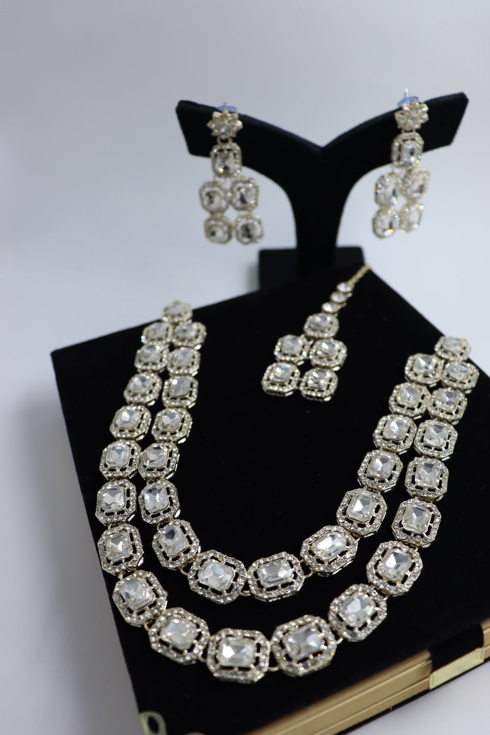stone studded silver necklace
