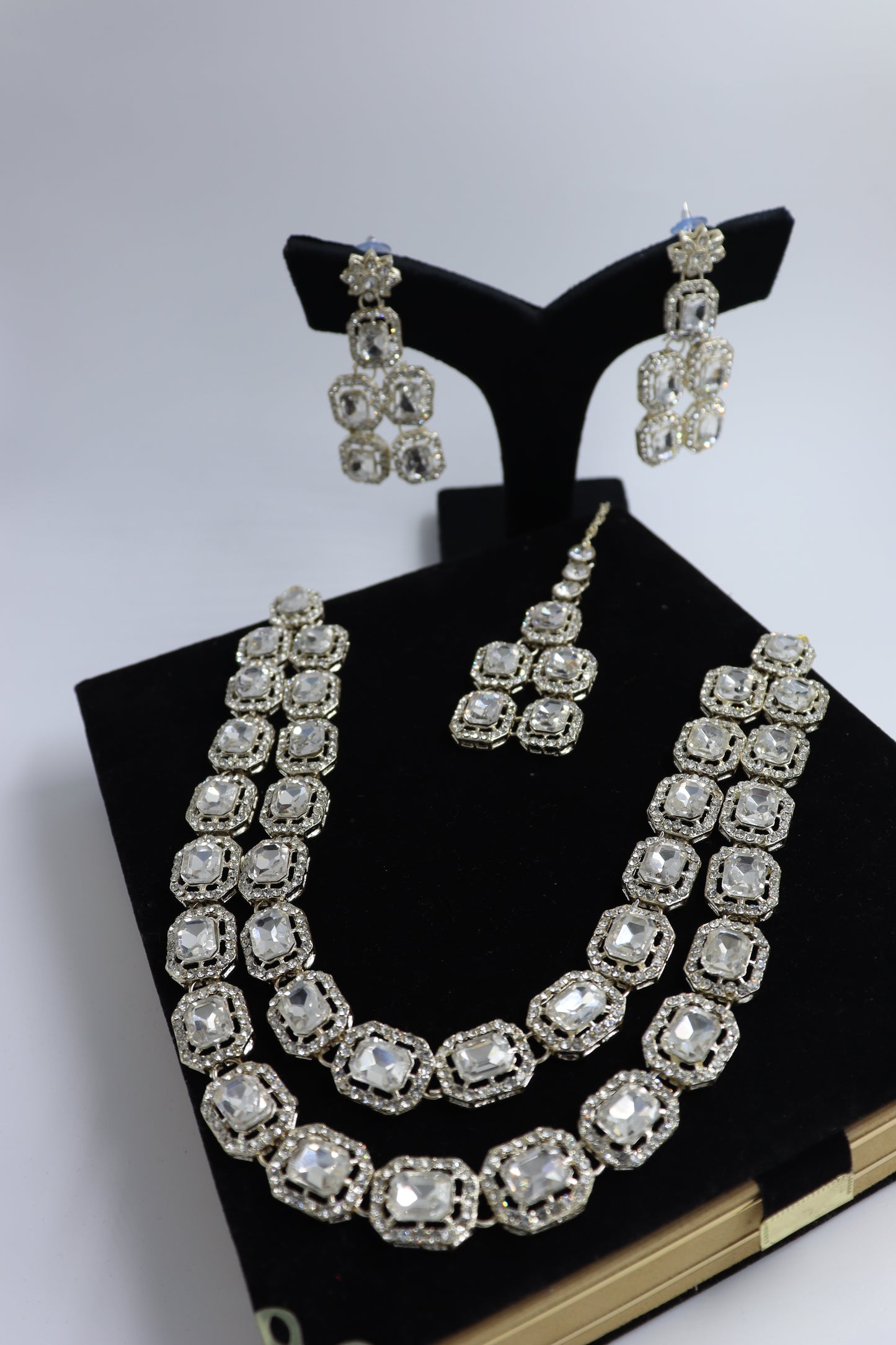 stone studded silver necklace
