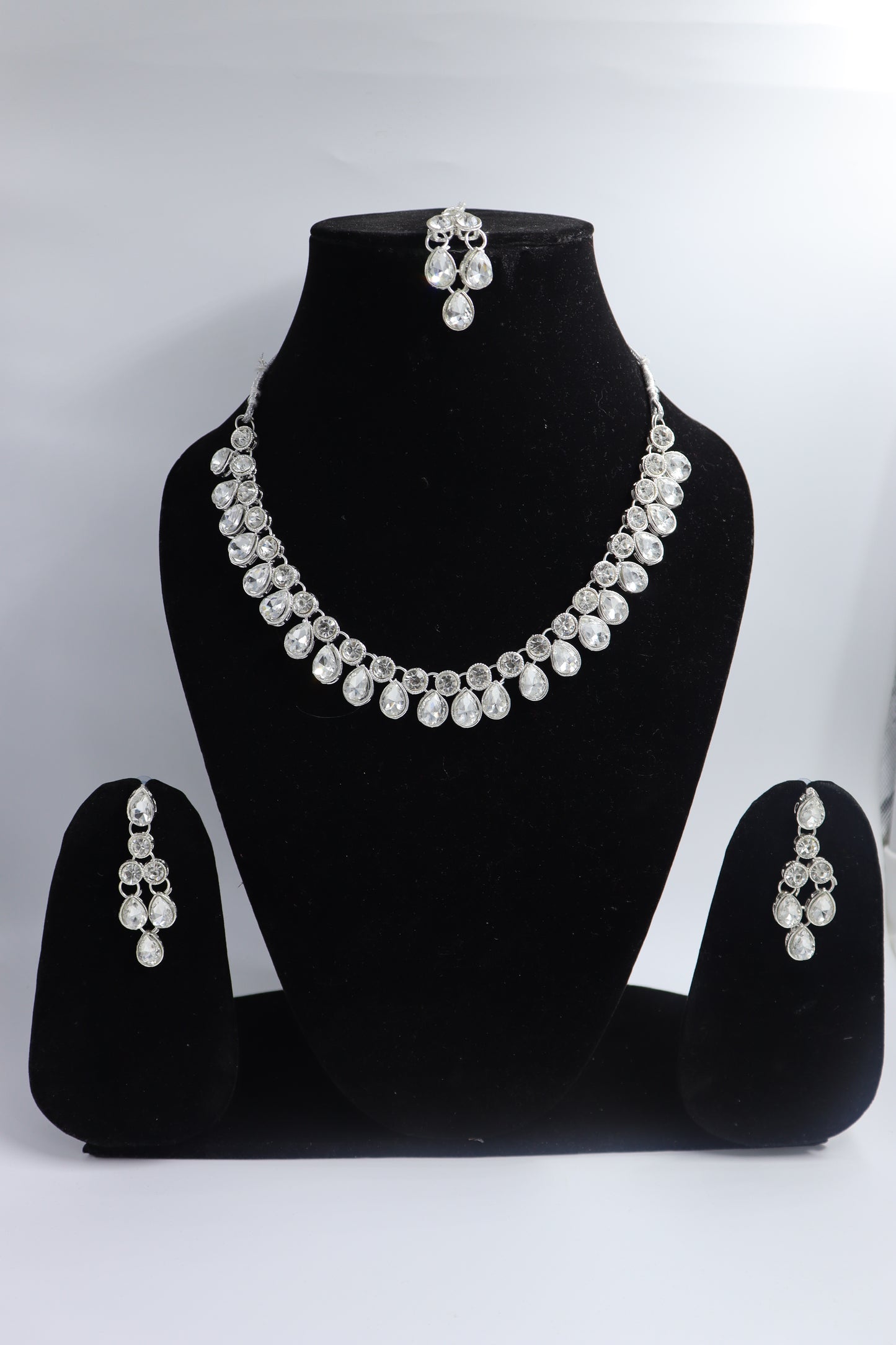 stone studded silver necklace